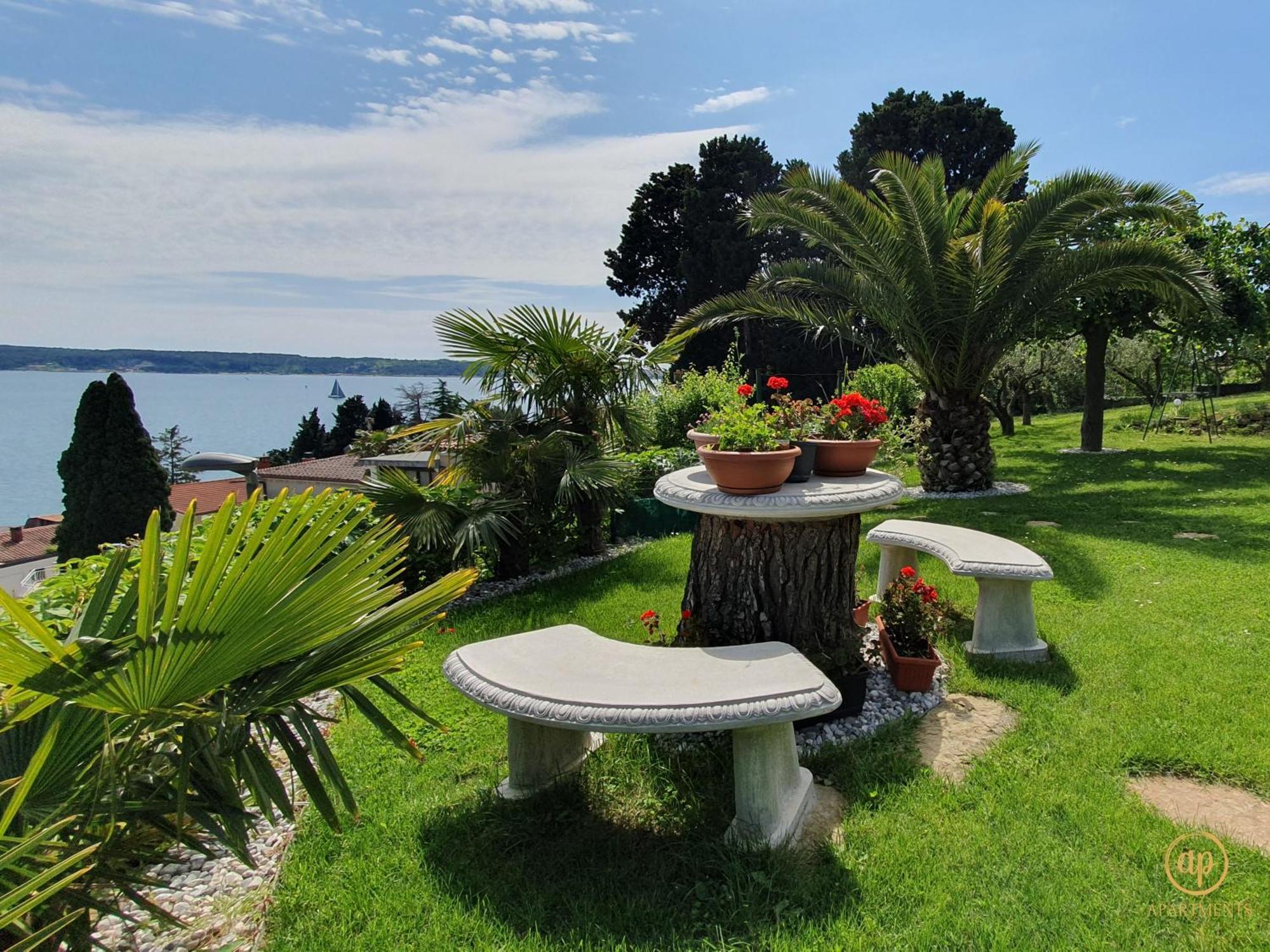 Apartment With Seaview And Garden For 6 Πορτορόζ Εξωτερικό φωτογραφία