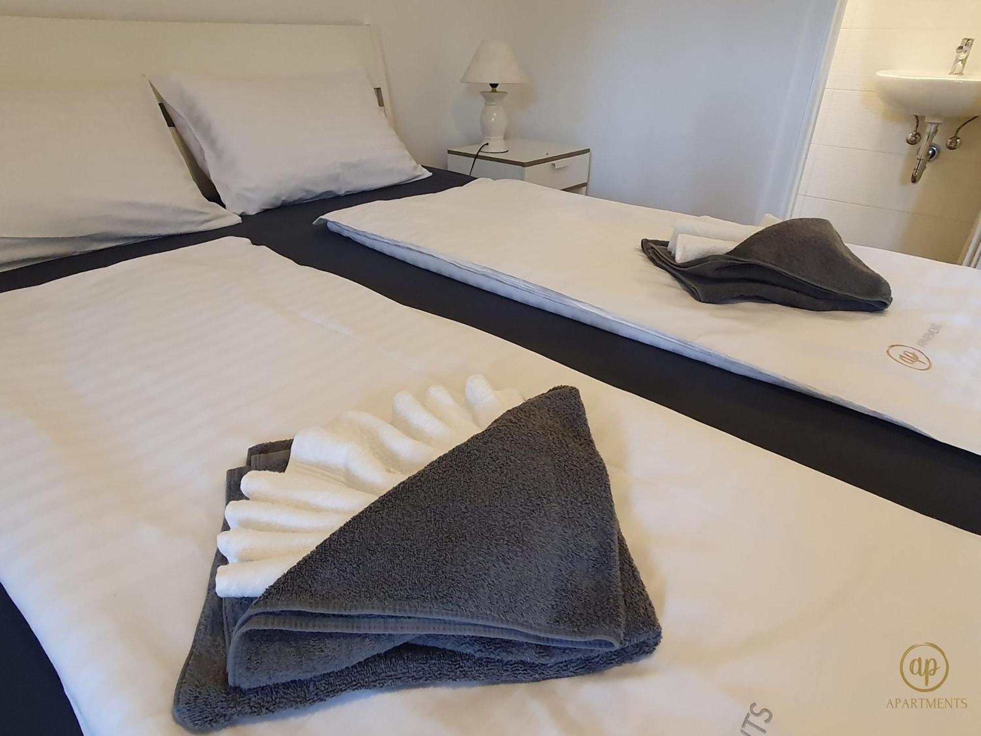 Apartment With Seaview And Garden For 6 Πορτορόζ Εξωτερικό φωτογραφία